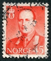 N°0383-1958-NORVEGE-ROI OLAV V-45-ROUGE CARMINE