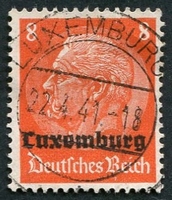 N°05-1940-LUXEMBOURG-HINDENBURG-8P-ROUGE ORANGE