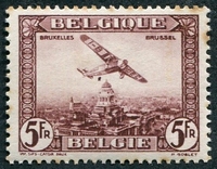 N°05-1930-BELGIQUE-AVION SURVOLANT BRUXELLES-5F