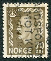 N°0365-1955-NORVEGE-HAAKON VII-70-BRUN/GRIS