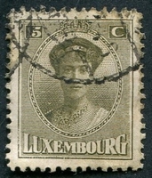 N°0124-1921-LUXEMBOURG-DUCHESSE CHARLOTTE-15C-BRUN/OLIVE