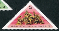 N°0534-1975-MALDIVES-FLORE-CORAUX-MADREPORA-2L