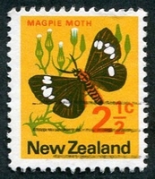 N°0511-1970-NOUVELLE ZELANDE-PAPILLON-MAGPIE MOTH-2C1/2