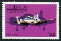 N°0164-1976-GRENADINES-AVION-PIPER APACHE-1/2C