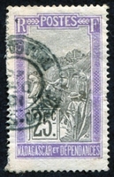 N°134-1922-MADAGASCAR-TRANSPORT FILANZANE-25C-VIOLET/NOIR