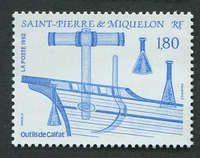 N°562-1992-ST PIERRE MIQUELON-OUTILS ET COQUE BATEAU-1F80