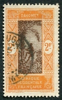 N°058-1913-DAHOMEY FR-INDIGENE SUR ARBRE-2F-ORANGE ET BRUN