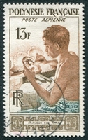 N°001-1958-POLYNESIE-GRAVEUR SUR NACRE-13F